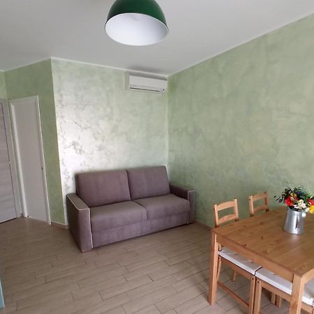 לידו די אוסטיה E&C Suites Roma מראה חיצוני תמונה