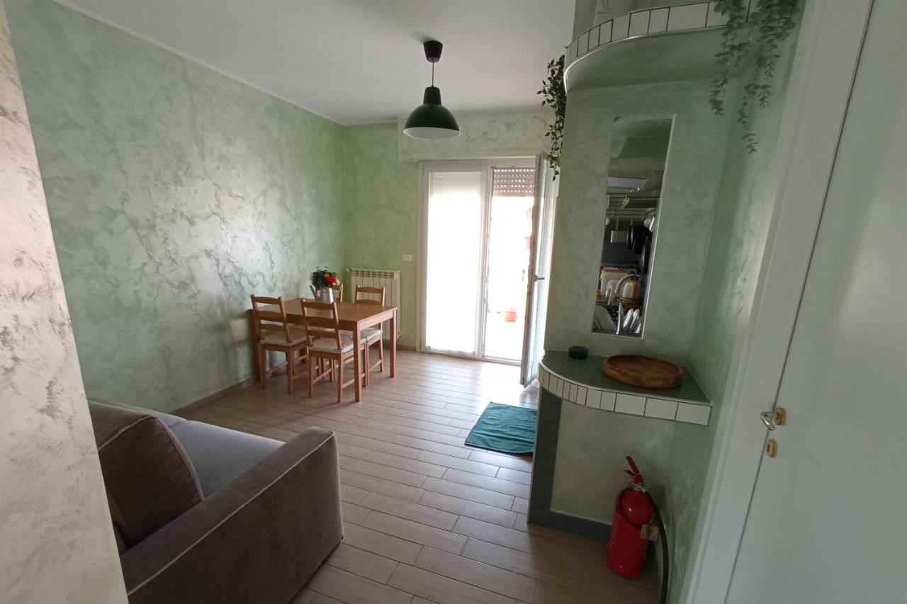 לידו די אוסטיה E&C Suites Roma מראה חיצוני תמונה