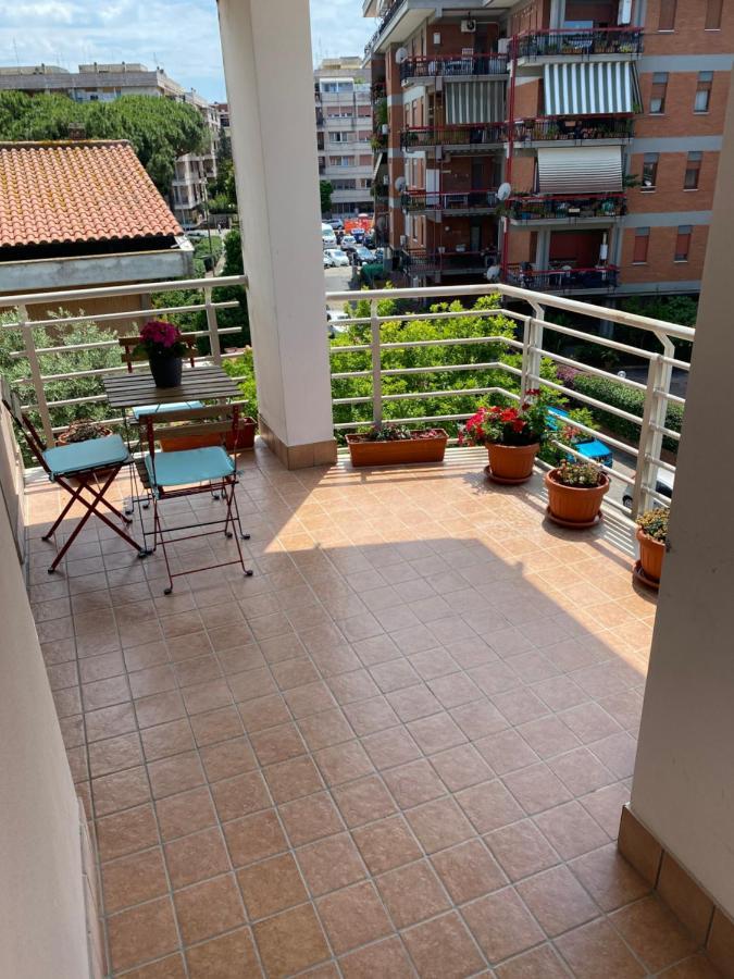 לידו די אוסטיה E&C Suites Roma מראה חיצוני תמונה