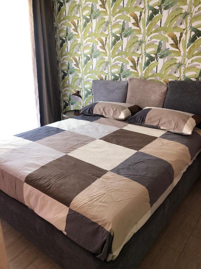 לידו די אוסטיה E&C Suites Roma מראה חיצוני תמונה